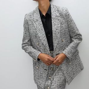 Aritzia Babaton Samuel Tweed Blazer